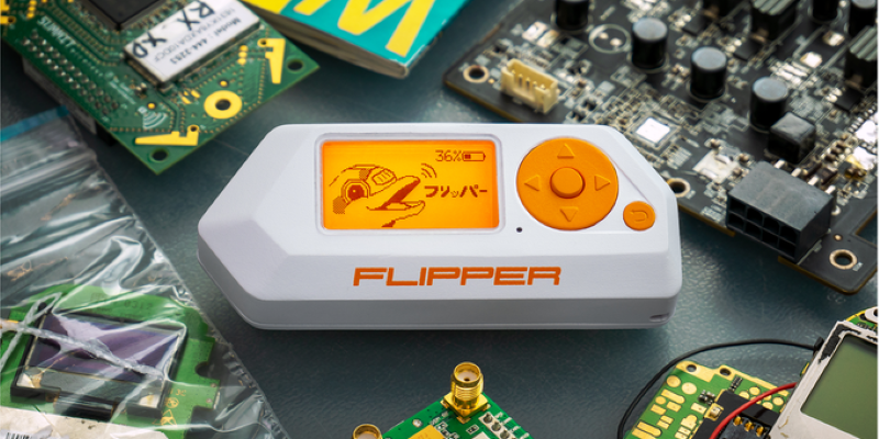 Flipper Zero hits Kickstarter