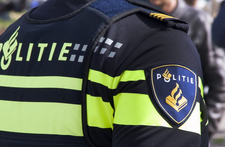 Netherlands police posted warnings