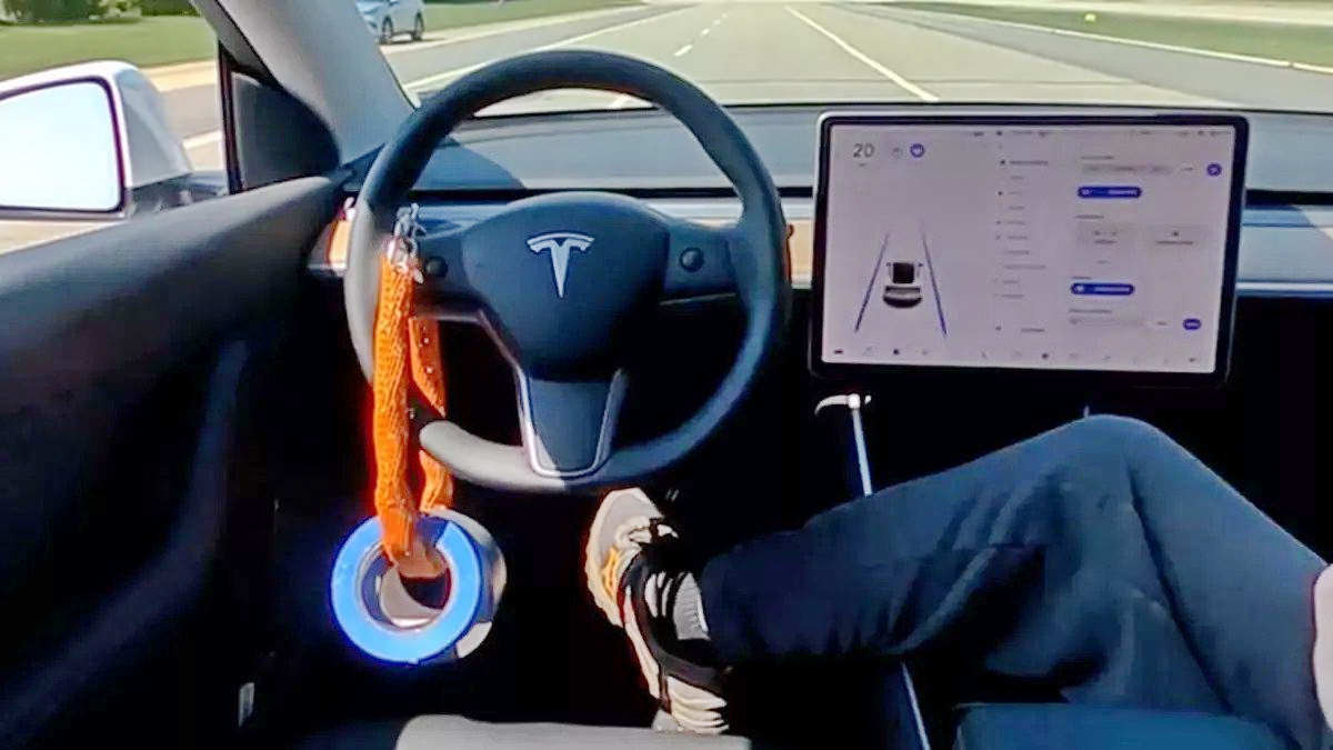 Tesla's autopilot without driver