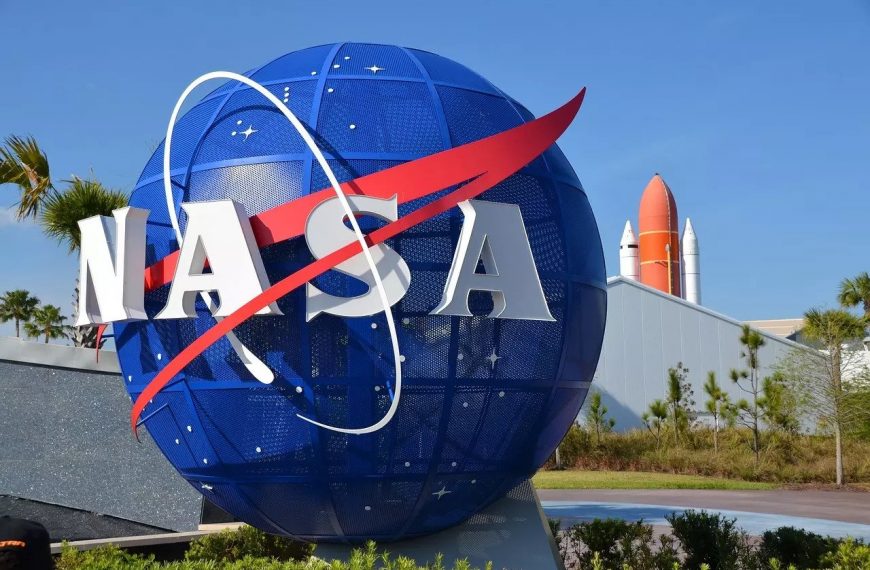 6000 cyberattacks on NASA