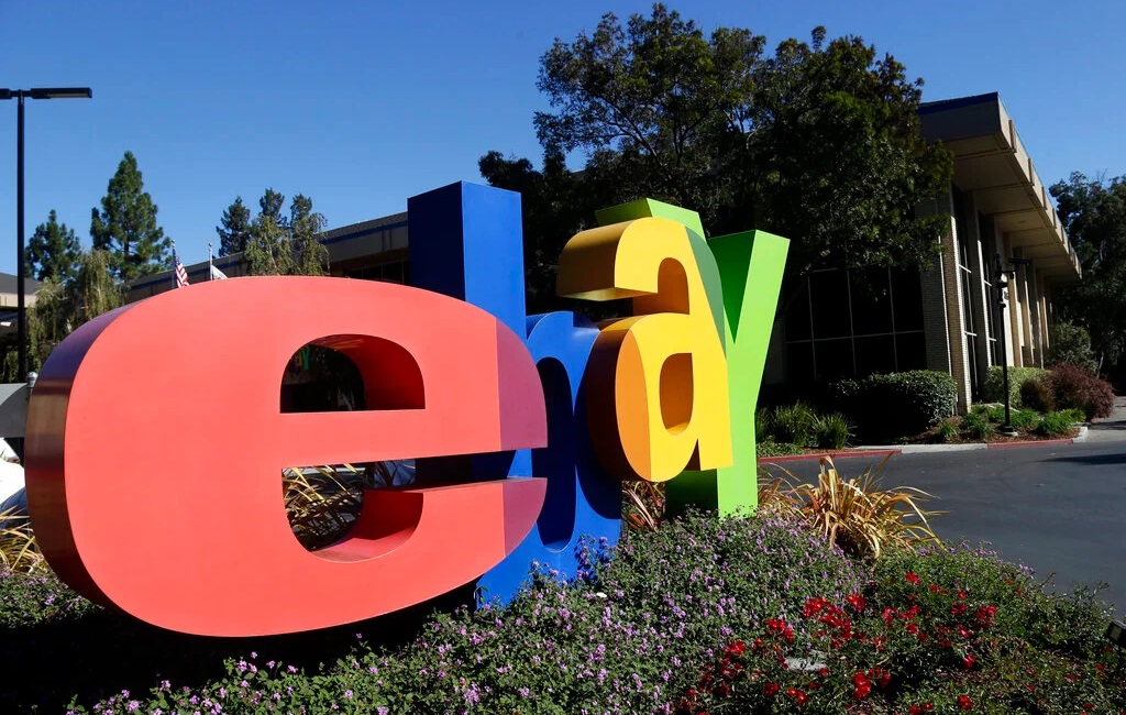former eBay executives