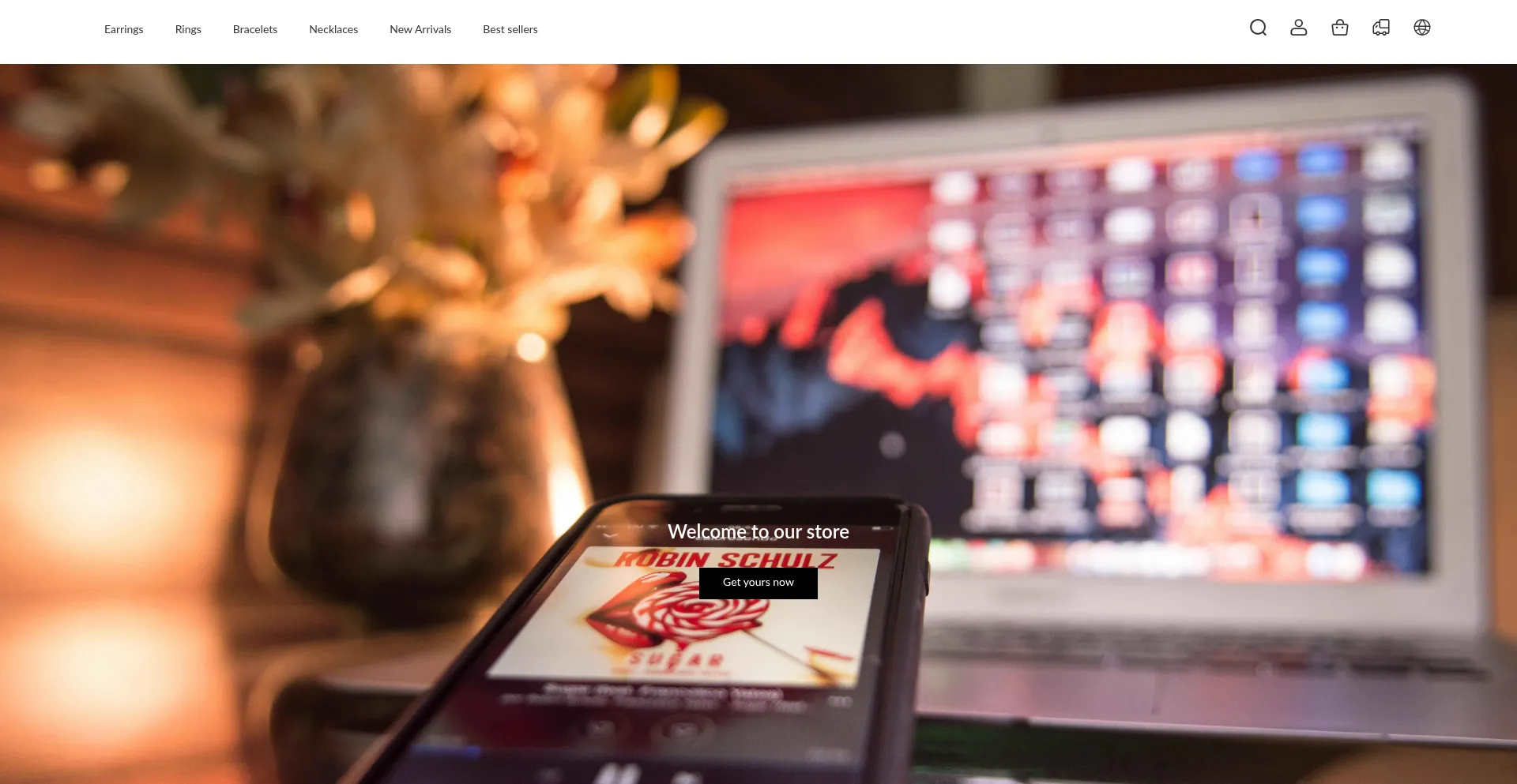 Website screenshot of Amaliquidationboxs.com