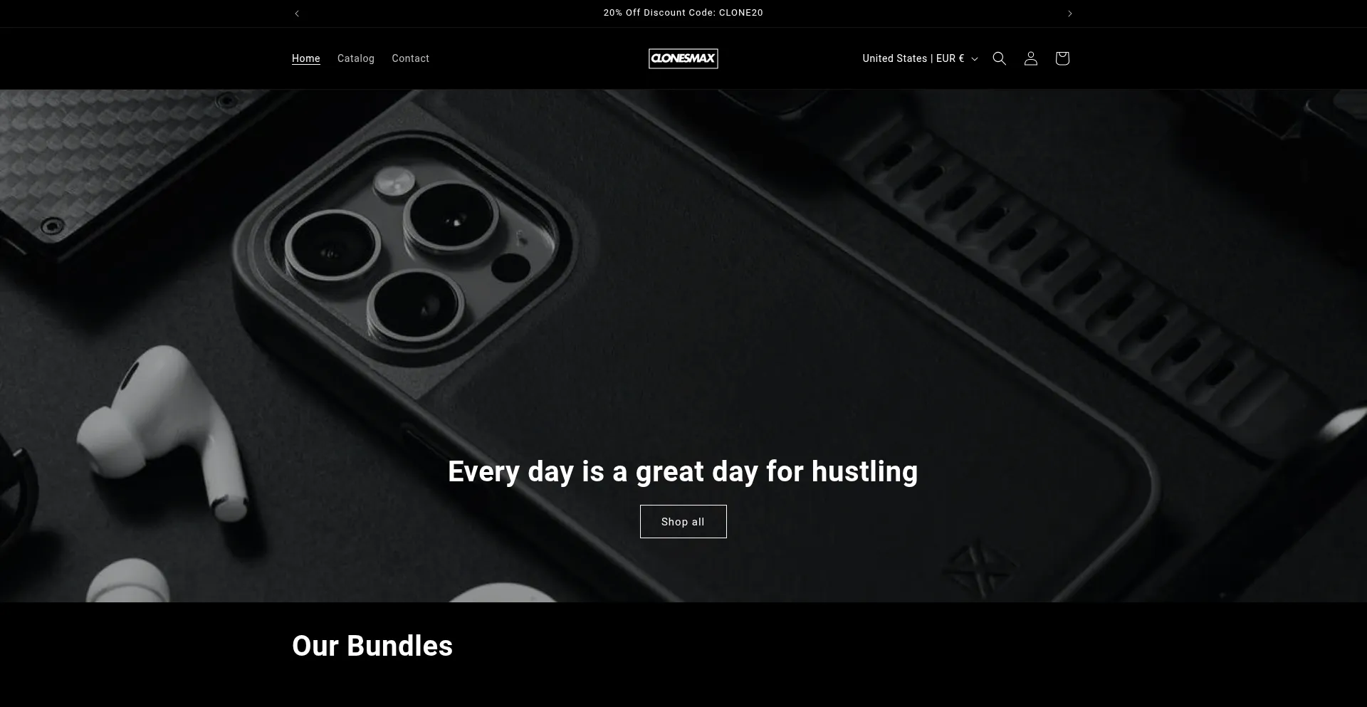 Website screenshot of Clonesmax.store