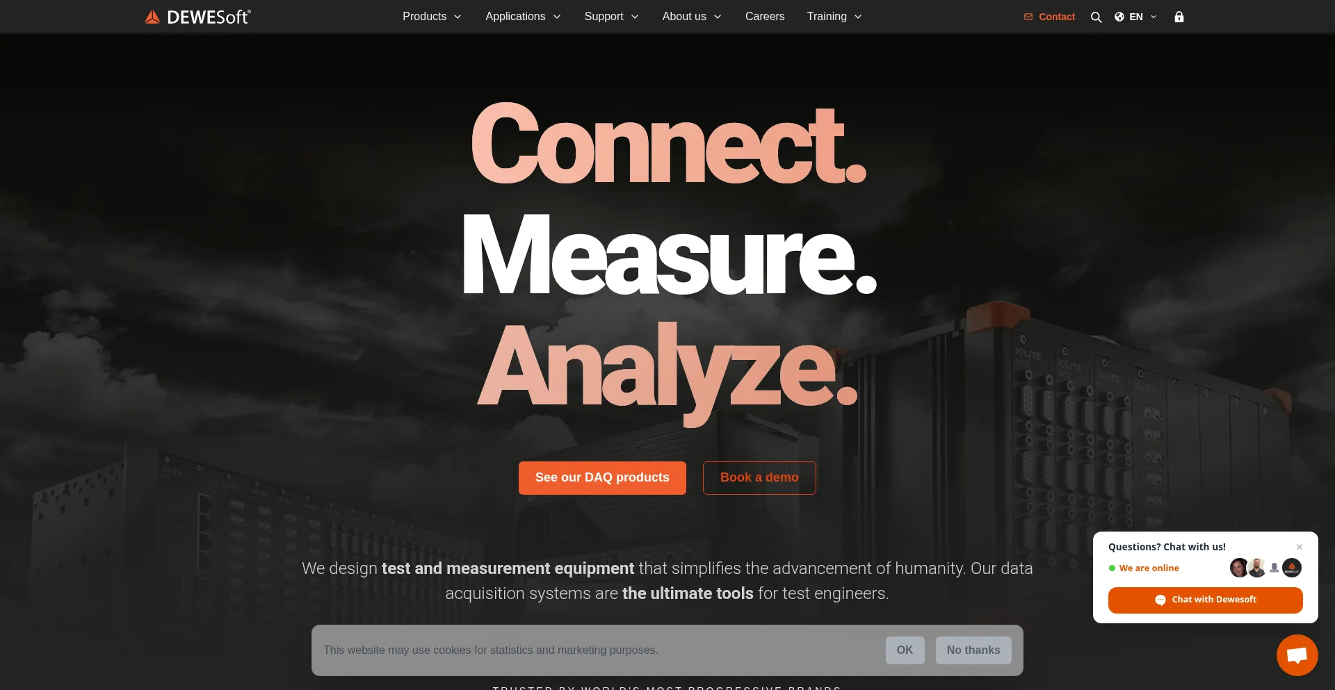 Website screenshot of Dewesoft.com