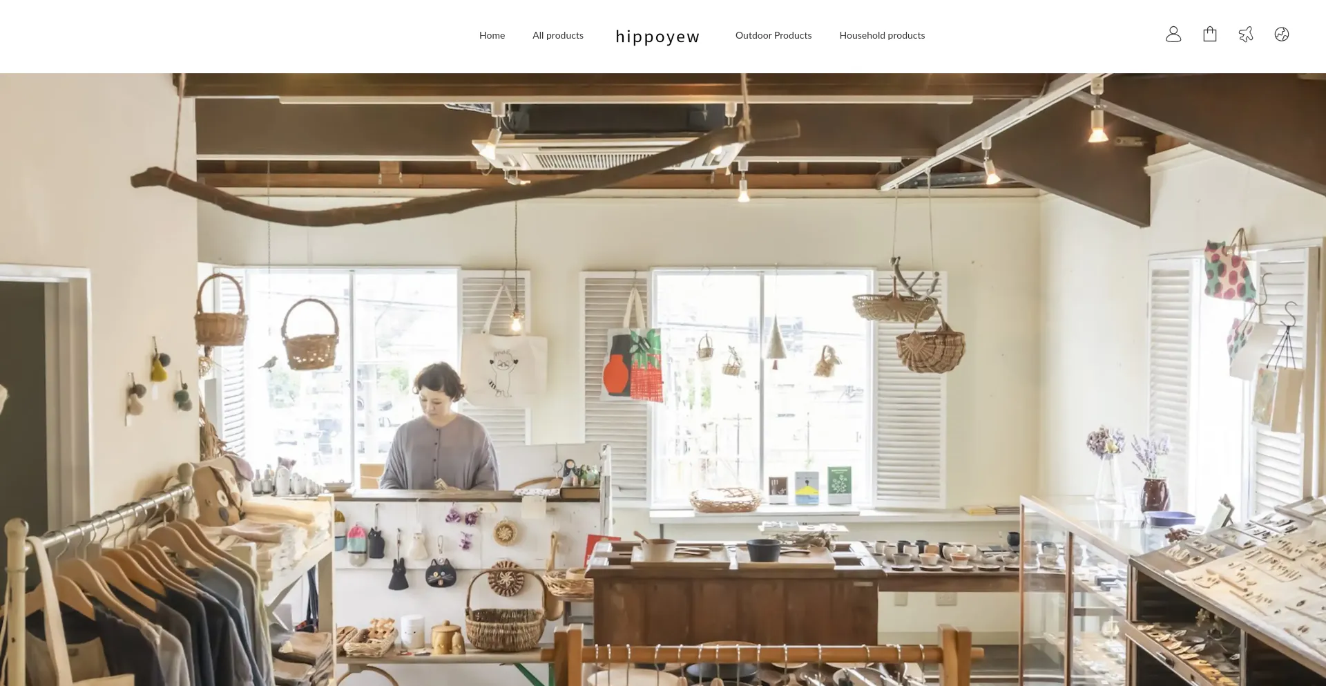 Website screenshot of Hippoyew.com