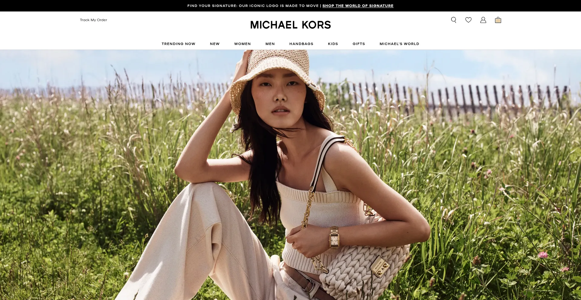 Website screenshot of Michaelkors.global