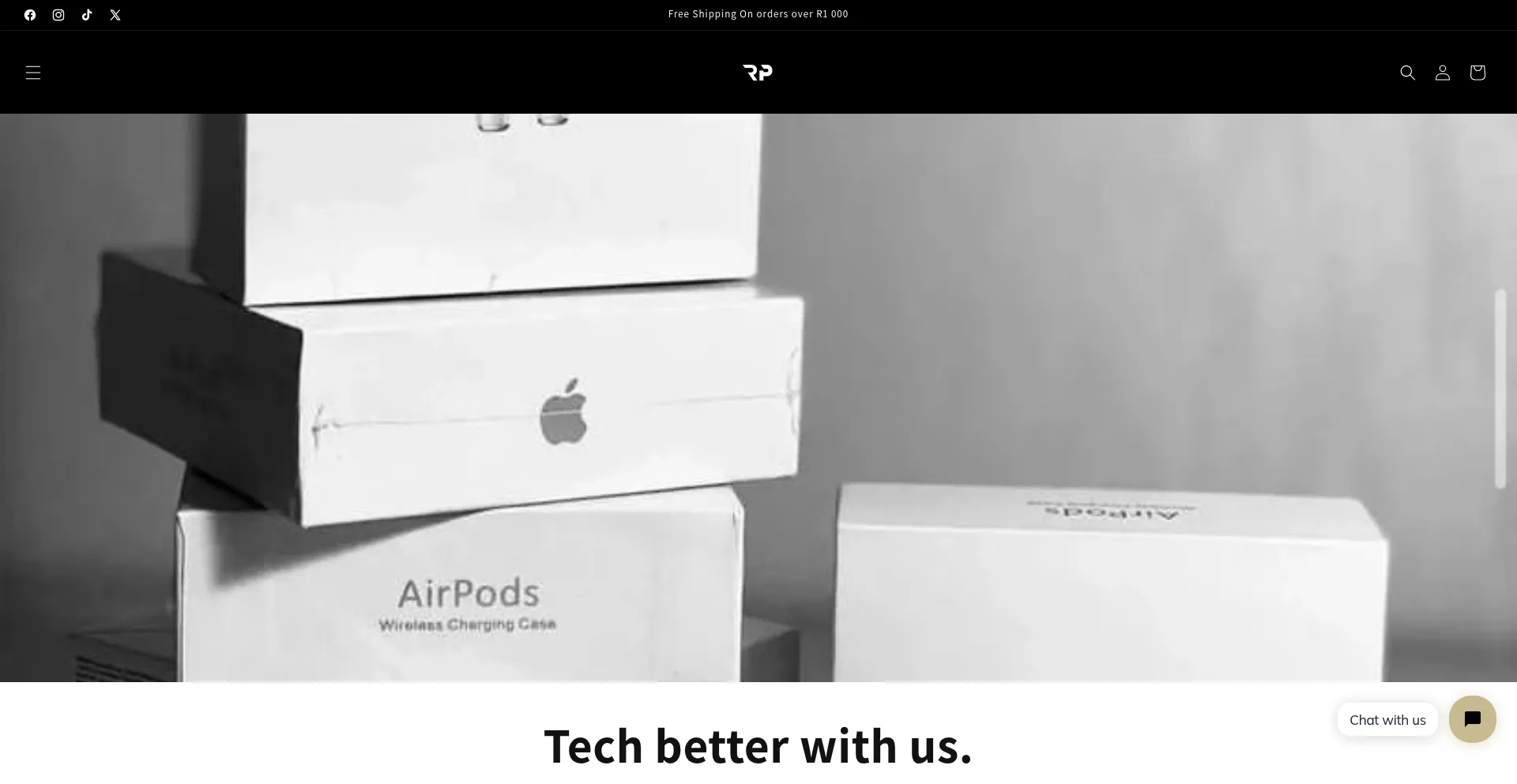 Website screenshot of Royalpodz.com