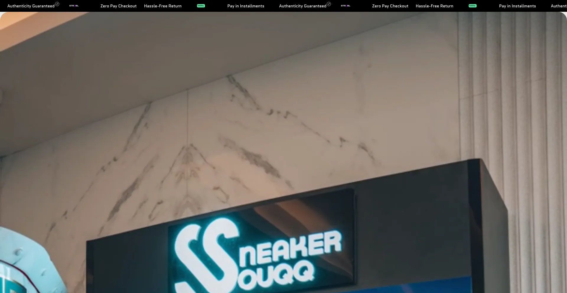 Website screenshot of Sneakersouqq.ae
